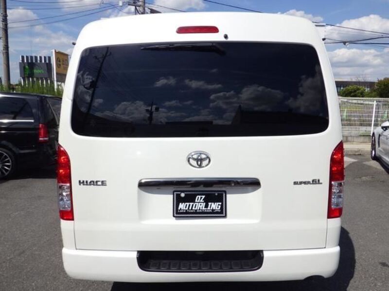 HIACE VAN