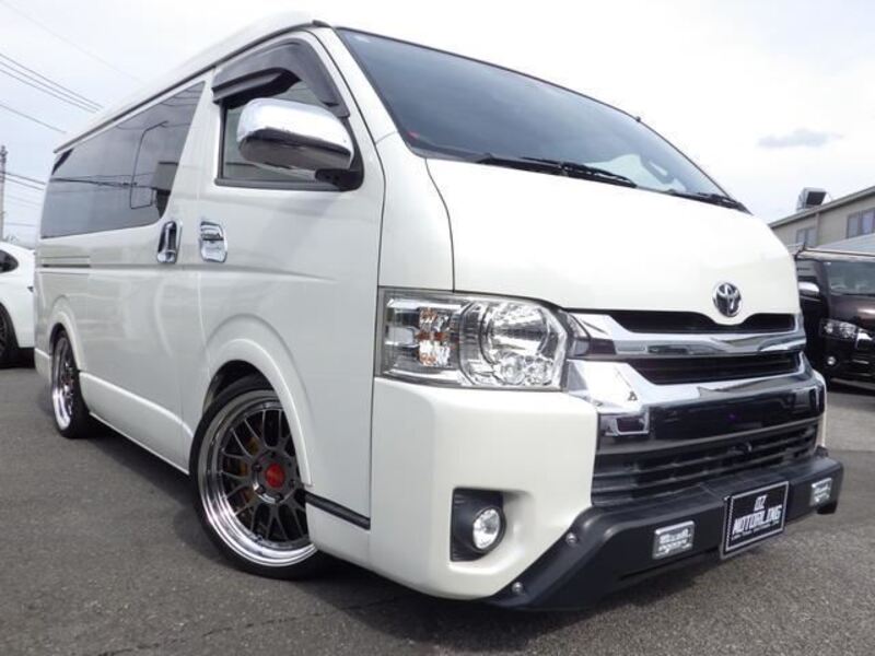 HIACE VAN