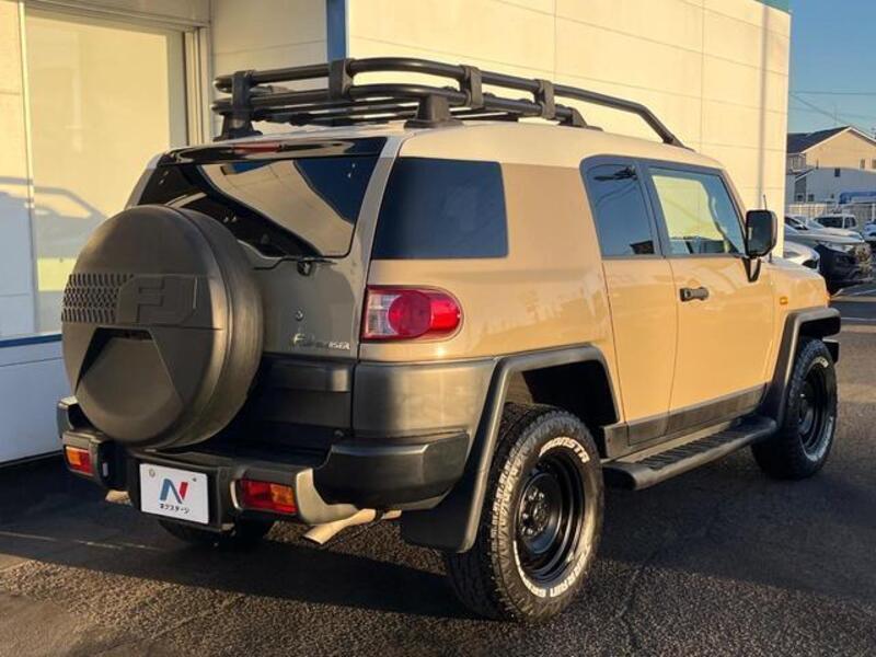 FJ CRUISER