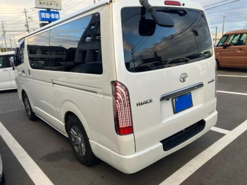 HIACE VAN