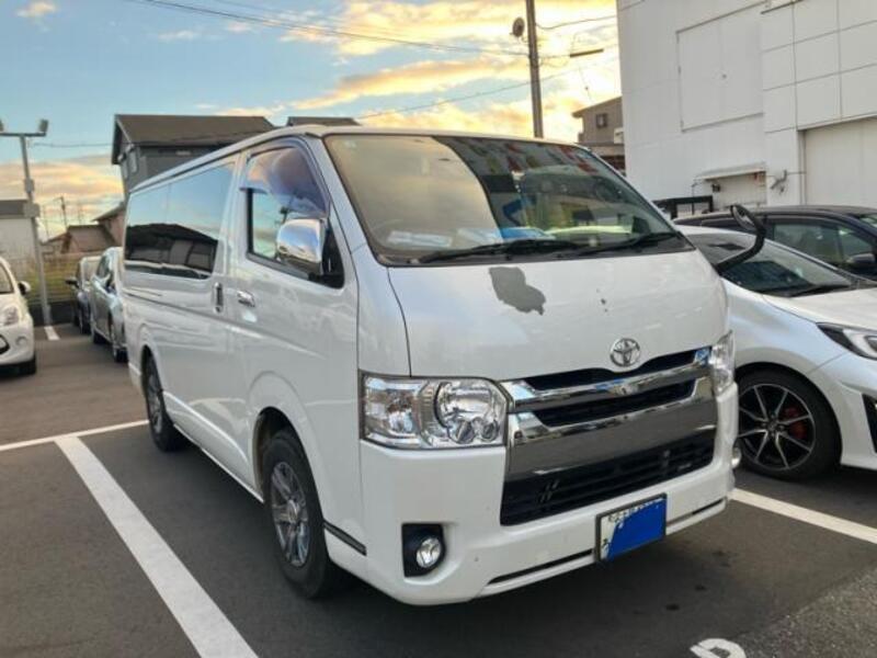 HIACE VAN