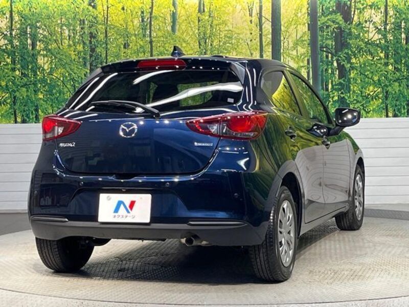 MAZDA2