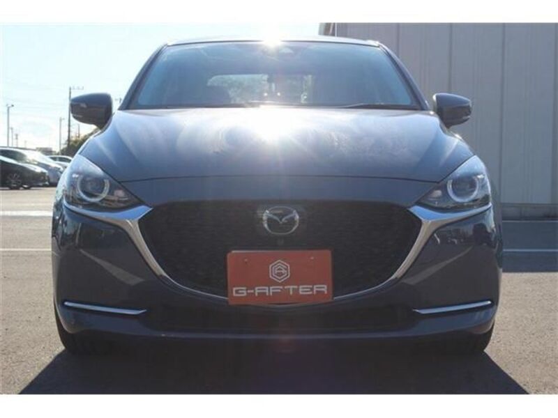 MAZDA2