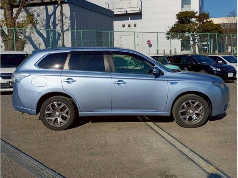 OUTLANDER PHEV