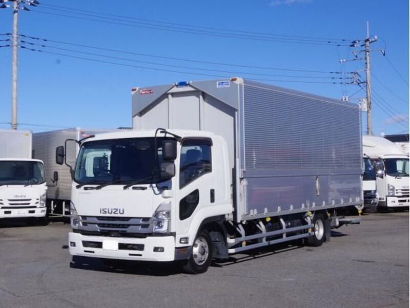 ISUZU FORWARD