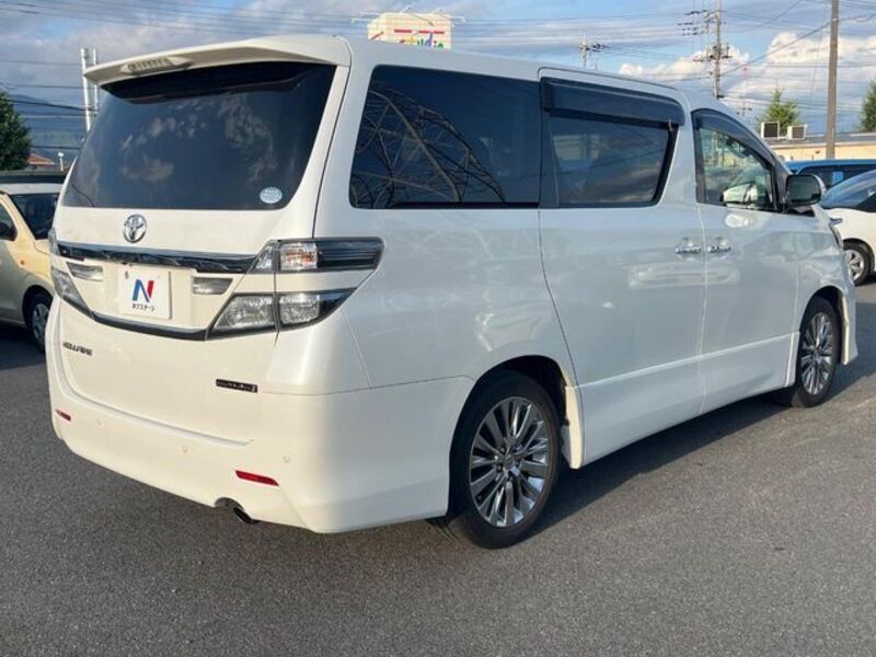 VELLFIRE