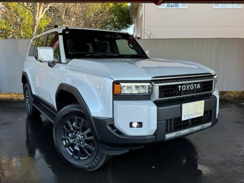 TOYOTA LAND CRUISER 250