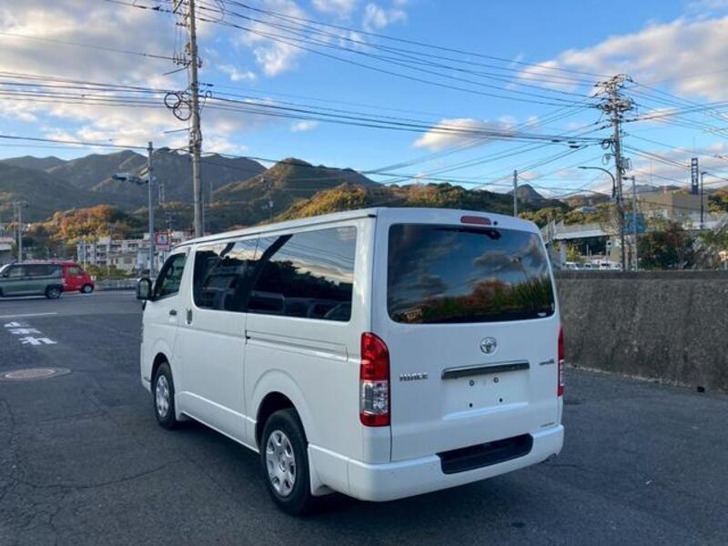 HIACE VAN