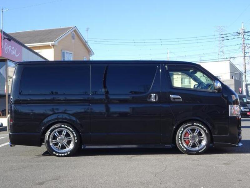 HIACE VAN