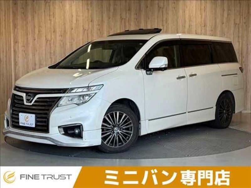 NISSAN ELGRAND