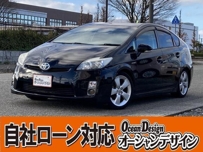 TOYOTA PRIUS