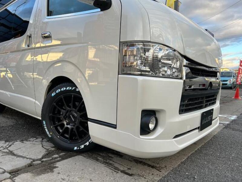 HIACE VAN