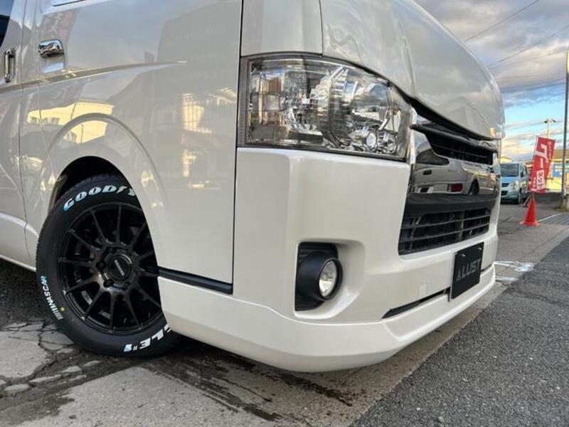 HIACE VAN