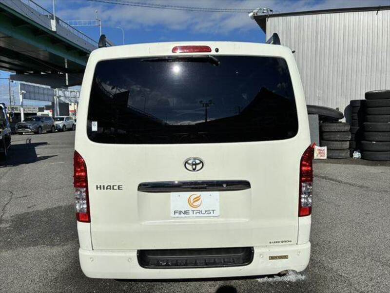 HIACE VAN