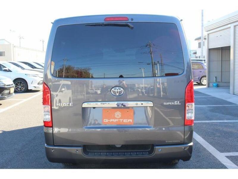 HIACE VAN