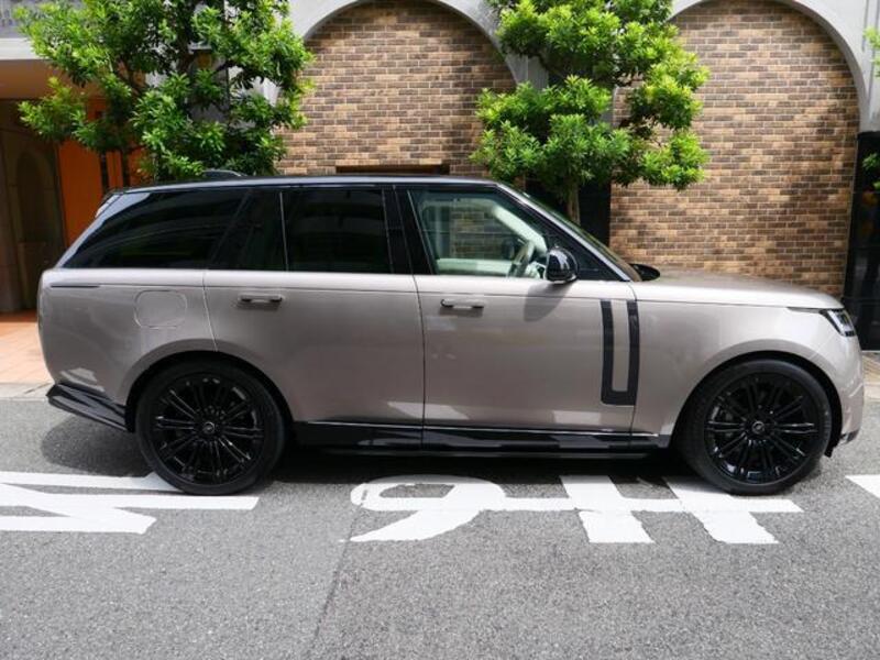 RANGE ROVER
