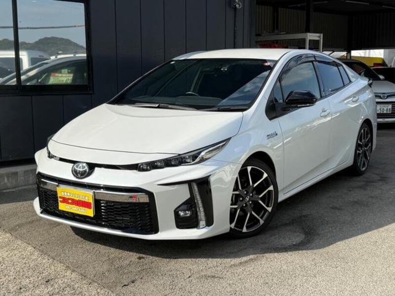 TOYOTA PRIUS PHV