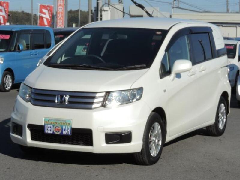 HONDA FREED SPIKE