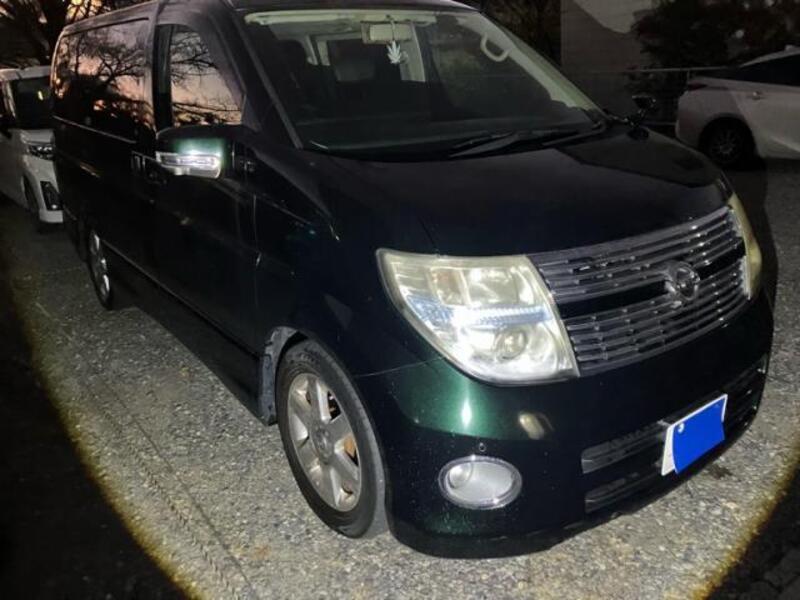 NISSAN ELGRAND