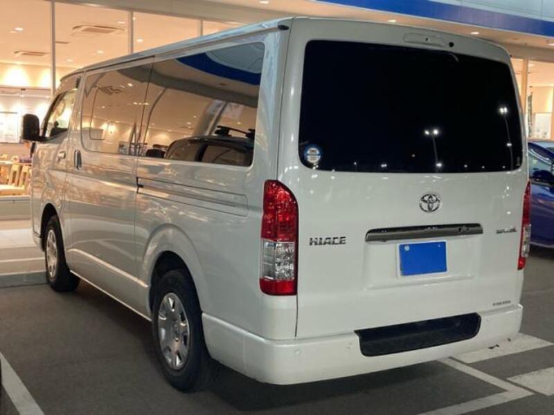 HIACE VAN