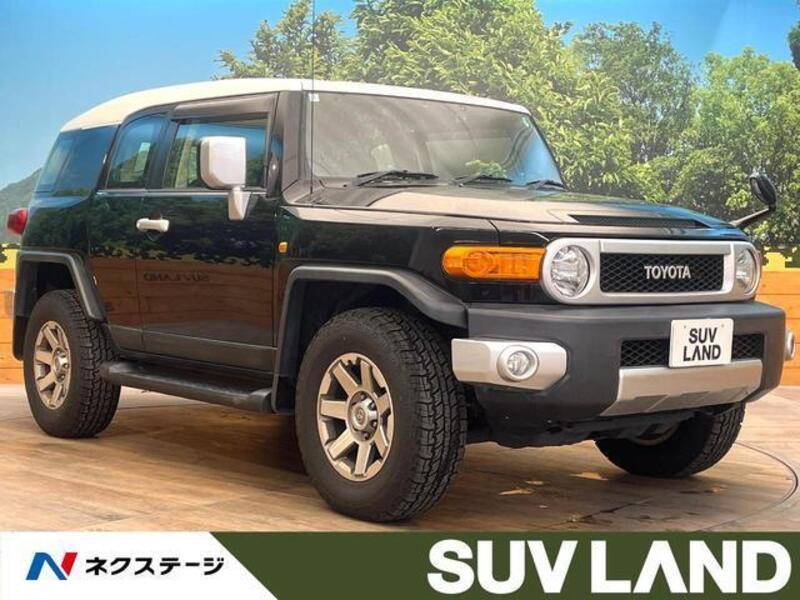 TOYOTA FJ CRUISER