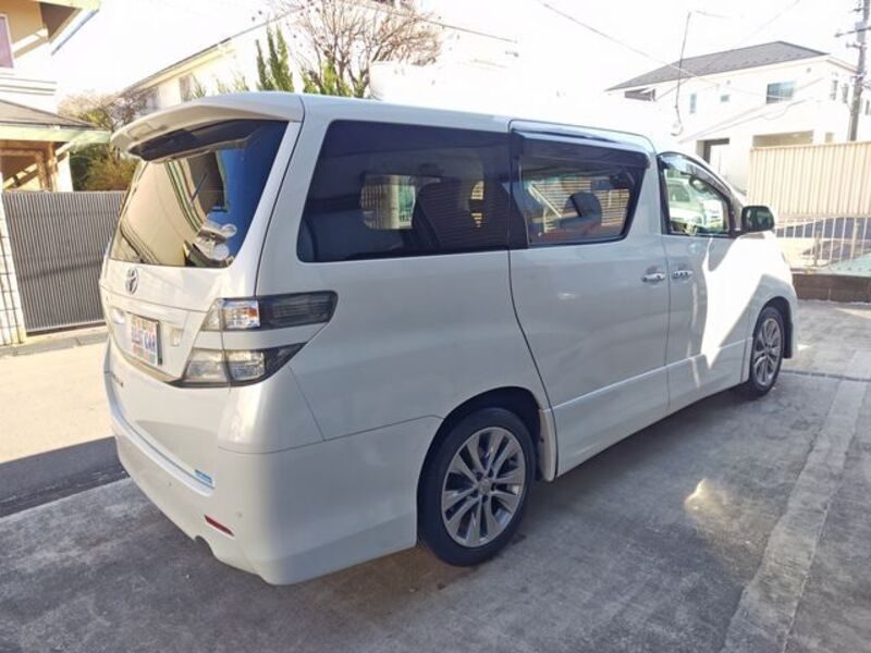 VELLFIRE