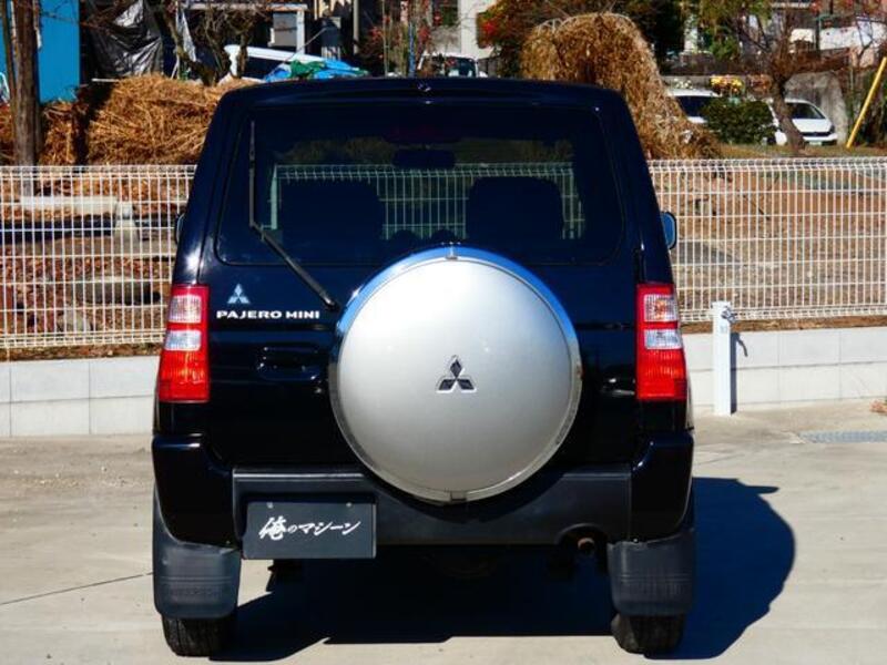 PAJERO MINI