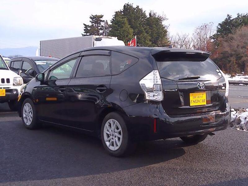 PRIUS ALPHA