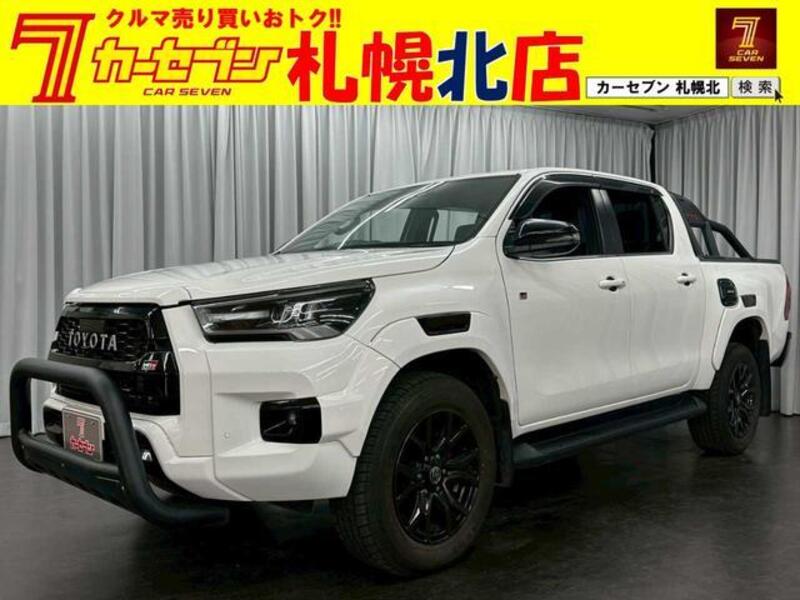 TOYOTA HILUX