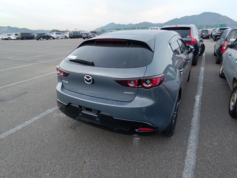 MAZDA3 Fastback