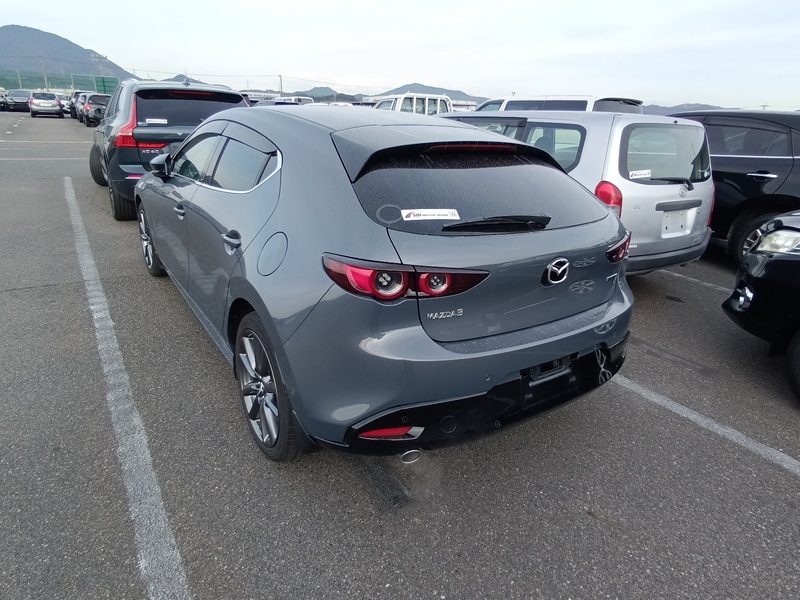 MAZDA3 Fastback
