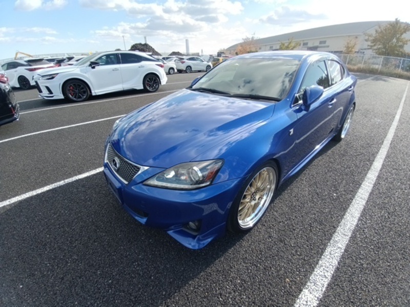 LEXUS IS