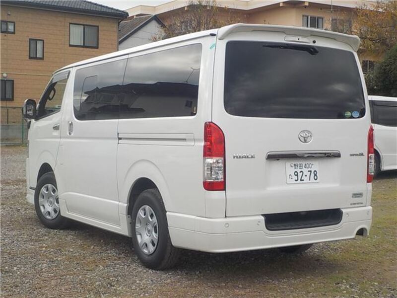 HIACE VAN