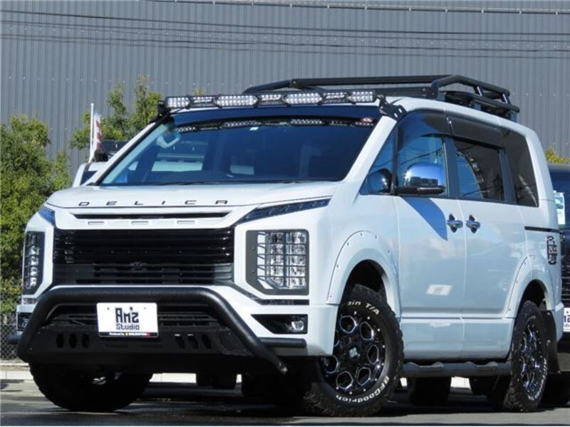MITSUBISHI DELICA D5