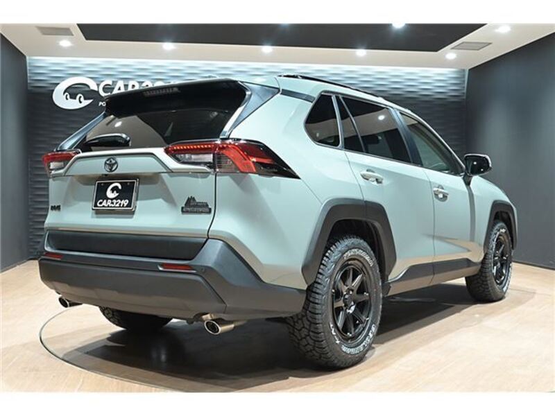 RAV4