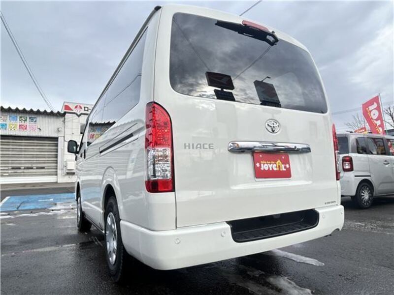HIACE
