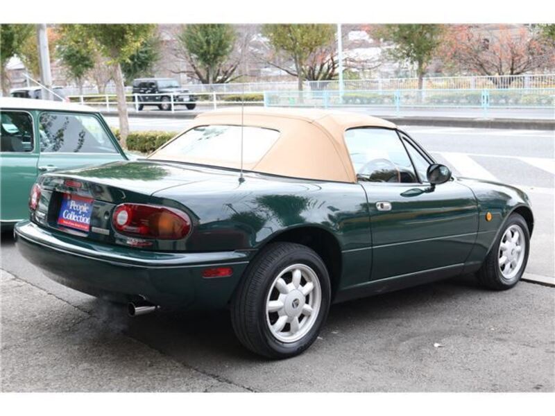 EUNOS ROADSTER