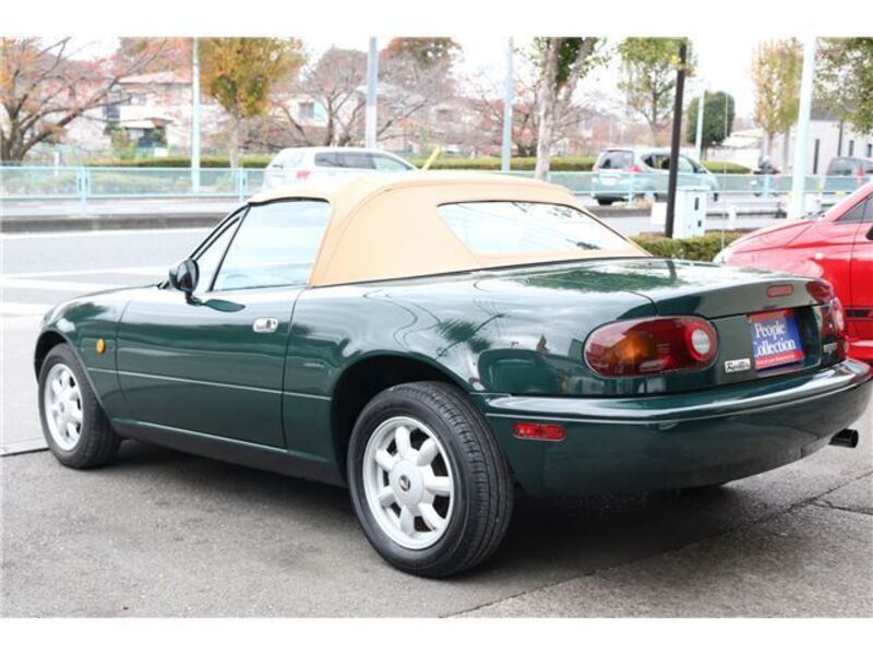 EUNOS ROADSTER