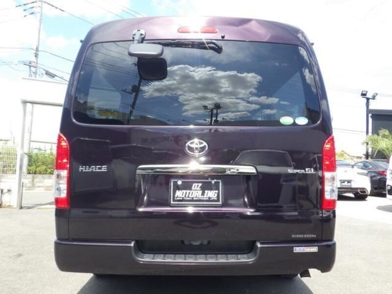 HIACE VAN