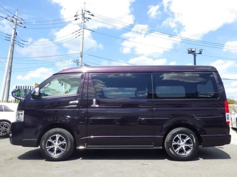 HIACE VAN