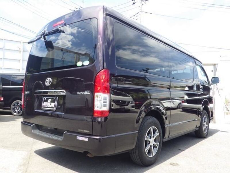 HIACE VAN