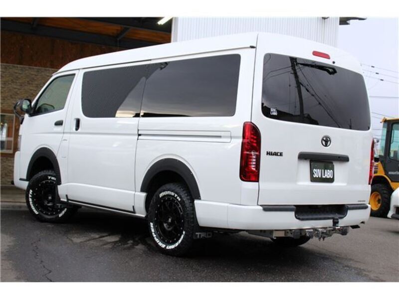 HIACE VAN