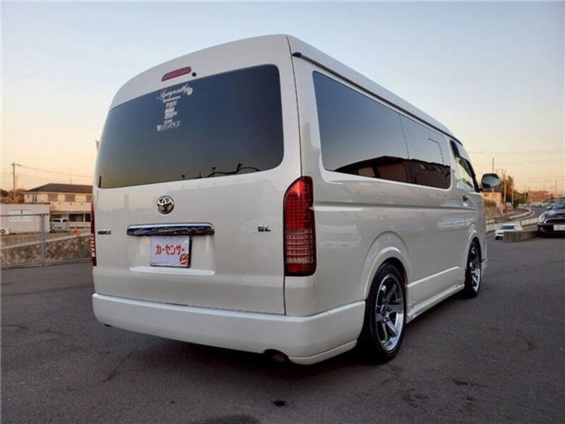 HIACE