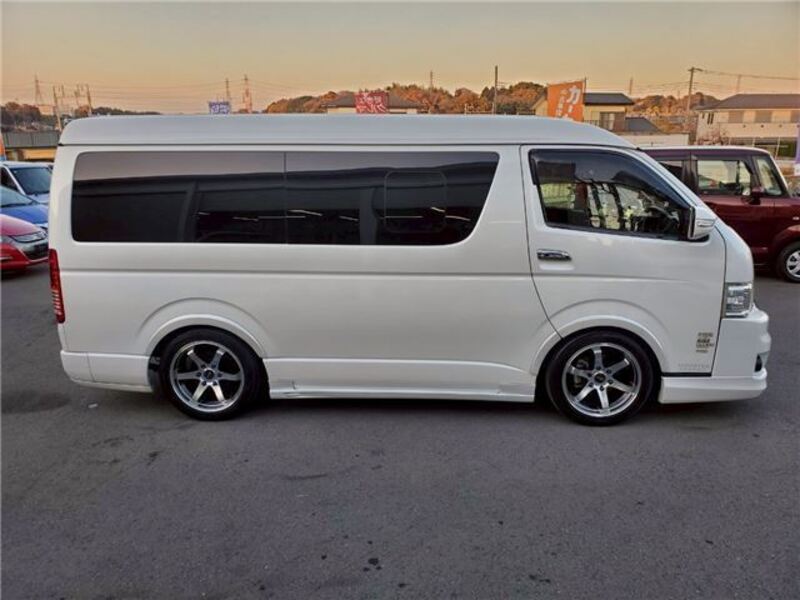 HIACE