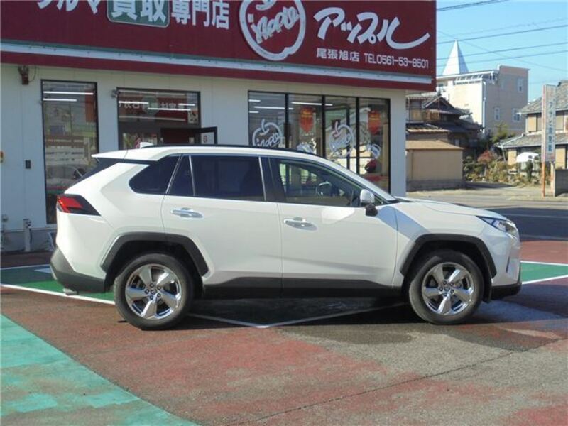 RAV4