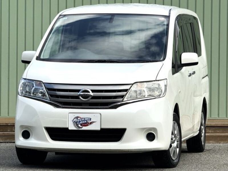 NISSAN SERENA