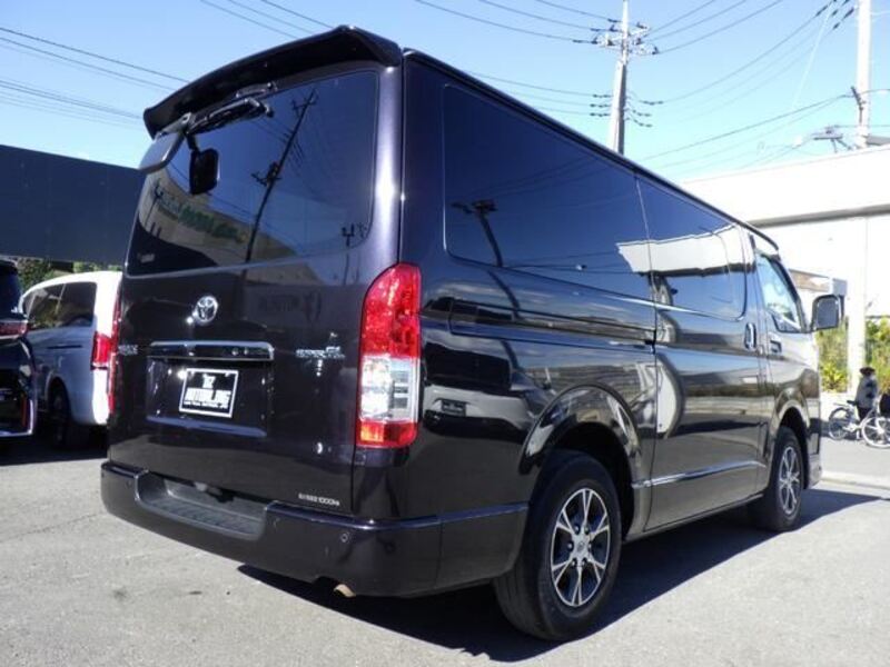 HIACE VAN