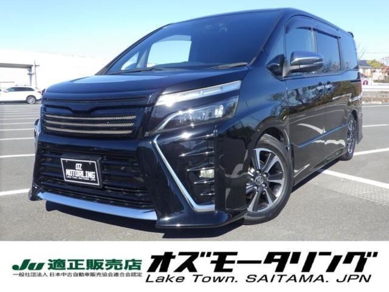 TOYOTA VOXY