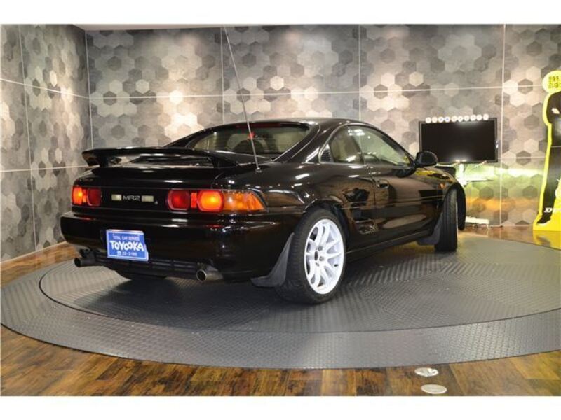 MR2