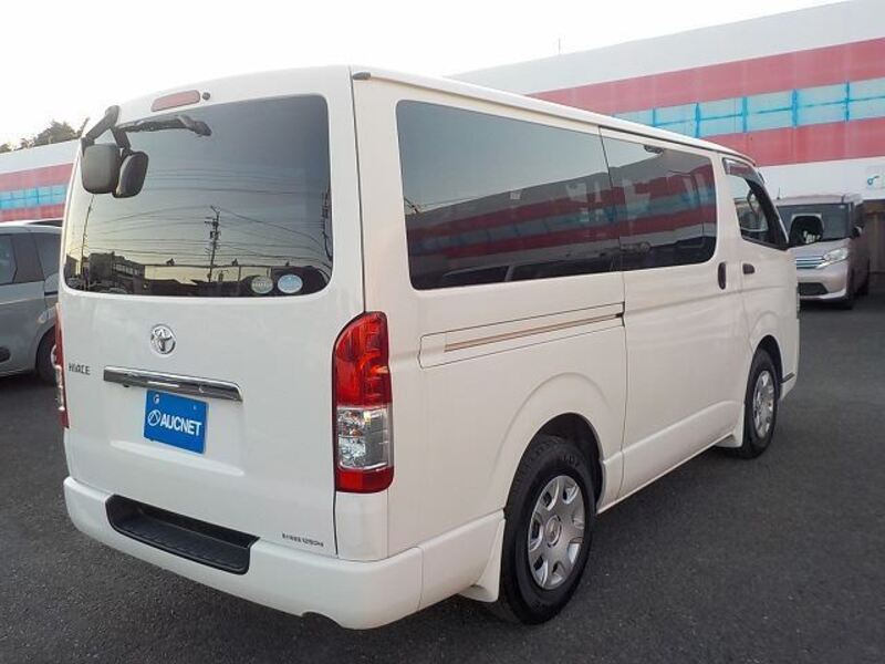 HIACE VAN